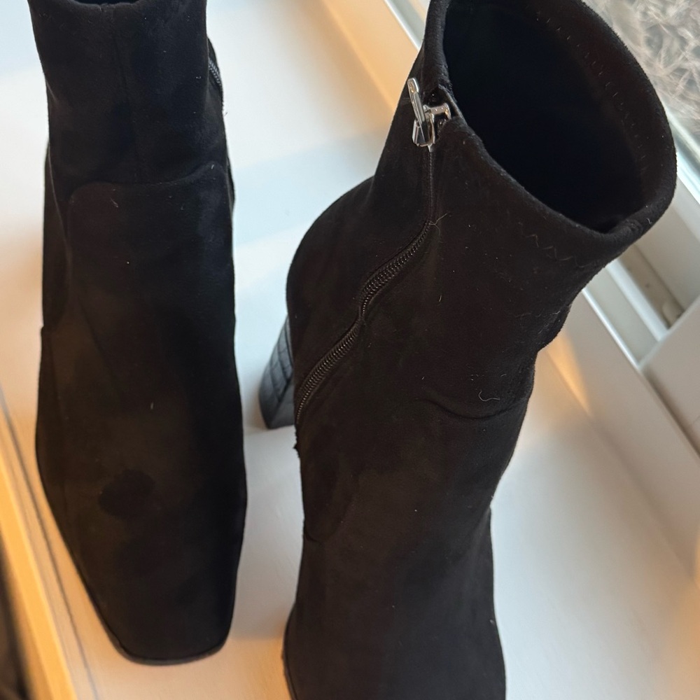 Dolce Vita Peyta Bootie - Picture 4 of 10